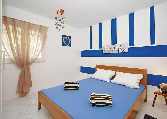 Family-friendly With Swimming Pool - 13772