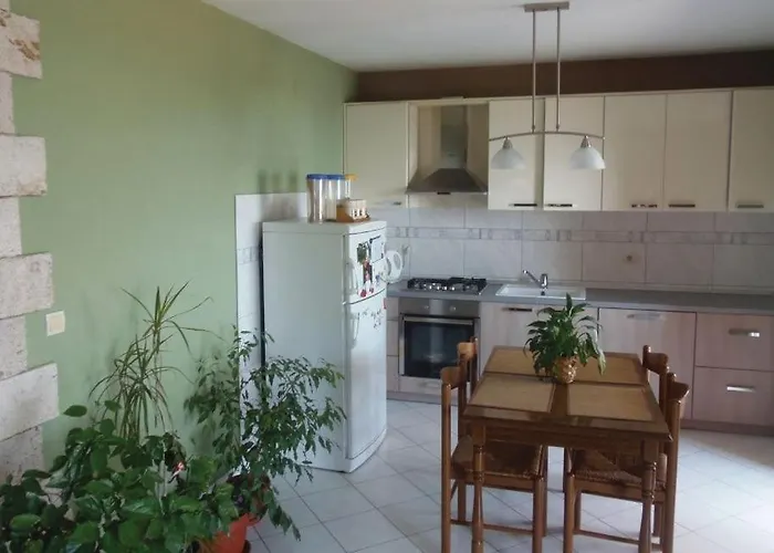 Family-friendly With Swimming Pool - 13772 Apartment Makarska