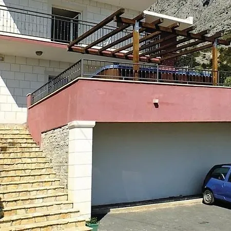 Family-friendly With Swimming Pool - 13772 * Makarska